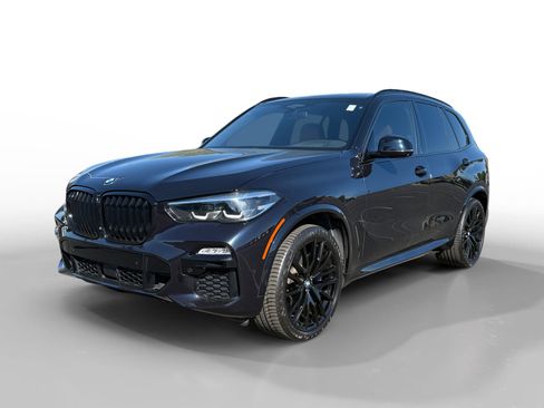 Used 2021 BMW X5 M50i AWD/4WD image 1