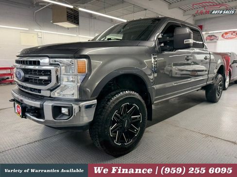 Used 2020 Ford F350 Lariat w/ Lariat Ultimate Package AWD/4WD image 2