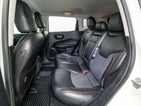 Used 2019 Jeep Compass Trailhawk w/ Cold Weather Group image 30