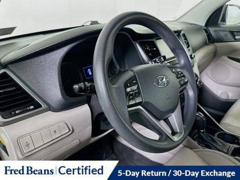 Used 2018 Hyundai Tucson SEL image 11