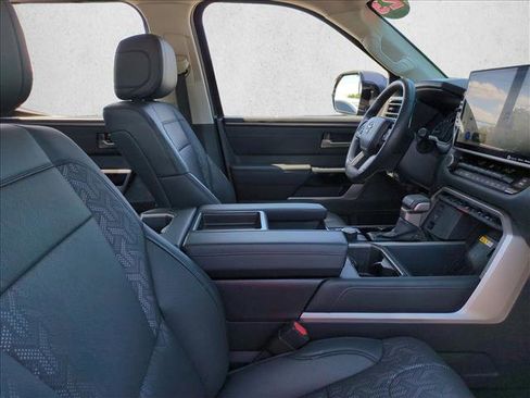 Used 2023 Toyota Tundra Limited AWD/4WD image 20