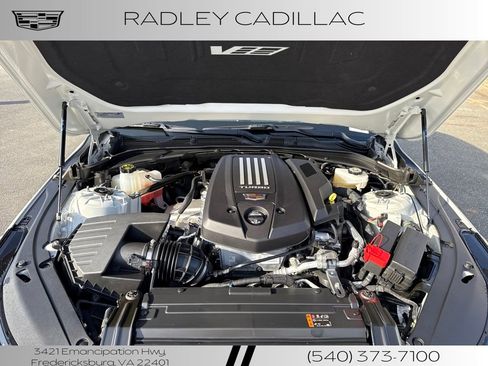 Used 2023 Cadillac CT4 V w/ LPO, ONYX Package image 11