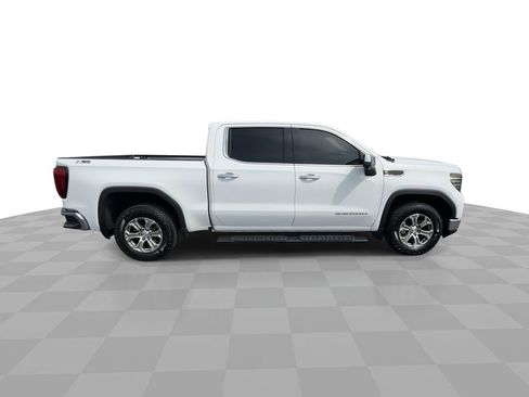 Certified 2024 GMC Sierra 1500 SLT w/ SLT Convenience Package image 9