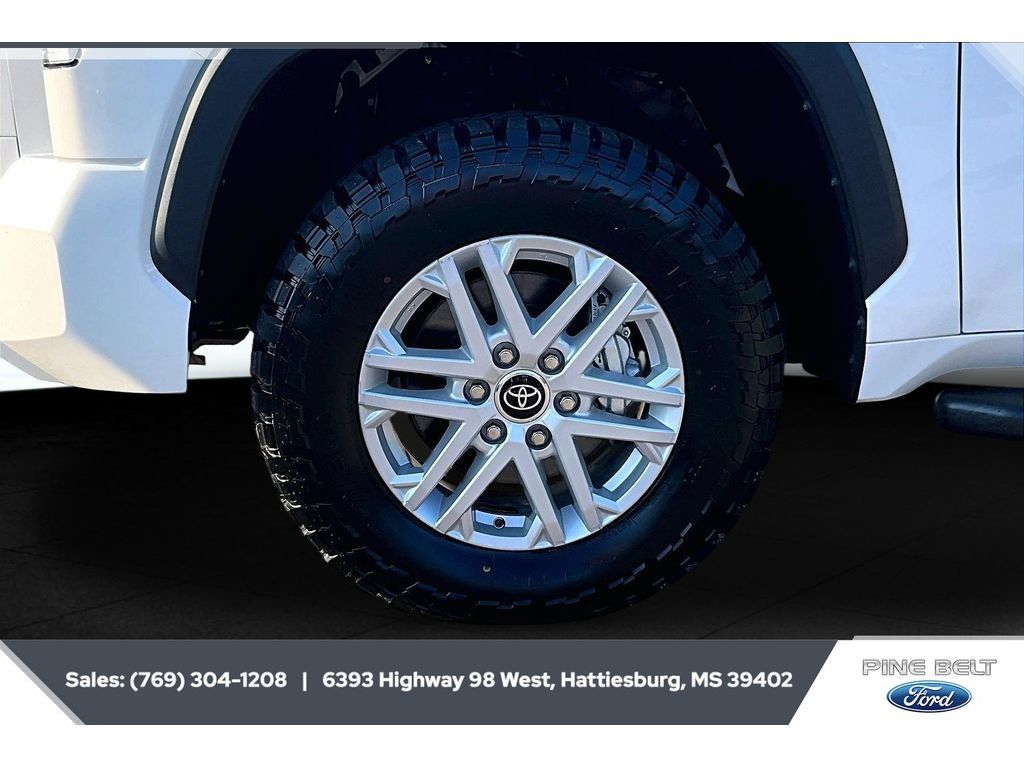Used 2023 Toyota Tundra SR5 w/ SR5 Premium Package AWD/4WD image 8