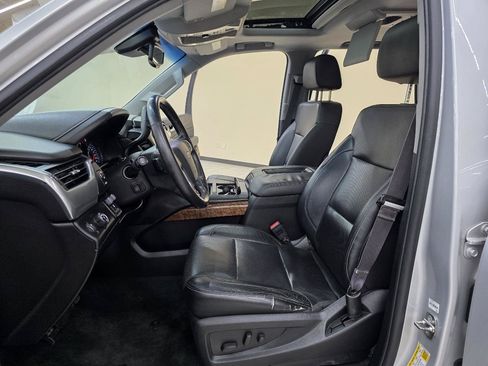 Used 2015 Chevrolet Tahoe LTZ RWD image 19