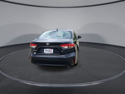 Used 2024 Toyota Corolla LE FWD image 7