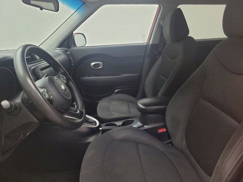 Used 2019 Kia Soul w/ Convenience Package image 17