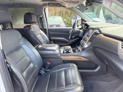 Used 2020 GMC Yukon XL Denali image 29