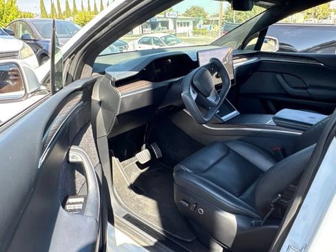 Used 2023 Tesla Model X AWD/4WD image 6