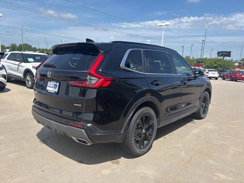 Used 2025 Honda CR-V Sport Touring image 5