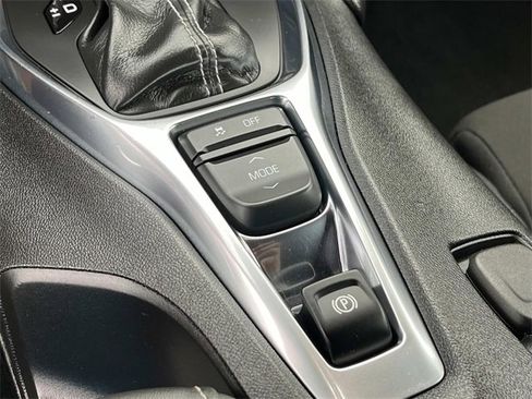 Used 2023 Chevrolet Camaro LT image 27