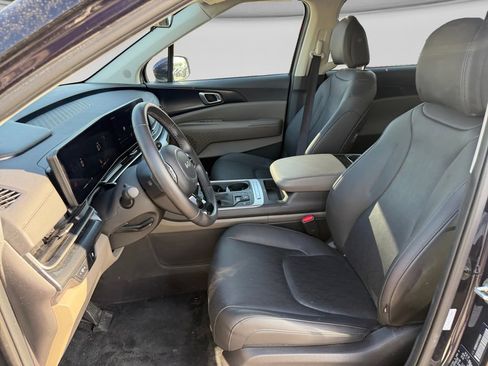 Used 2026 Kia Carnival FWD image 22