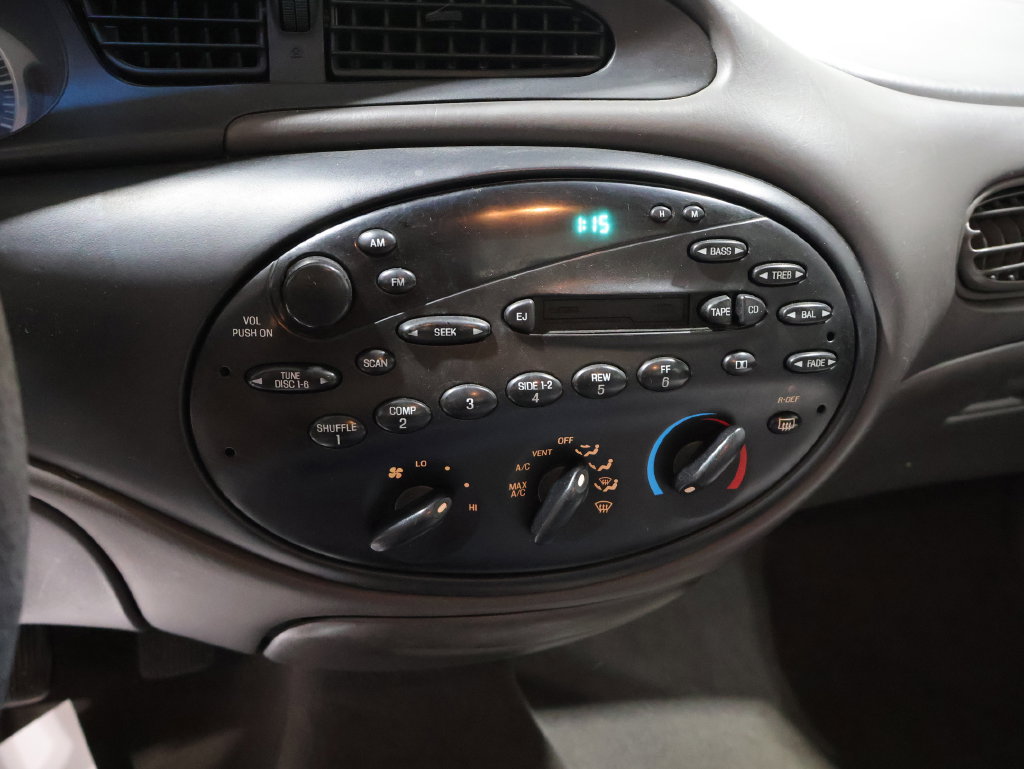 Used 1999 Ford Taurus SE FWD image 6