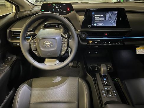 New 2026 Toyota Prius Plug-In Hybrid FWD image 27
