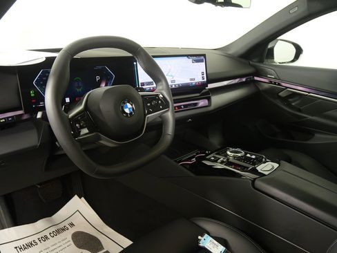 Certified 2025 BMW 540i xDrive image 11