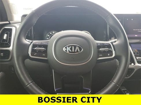Used 2021 Kia Sorento SX image 11