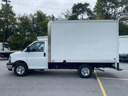 New 2025 Chevrolet Express 3500 w/ Power Convenience Package image 2