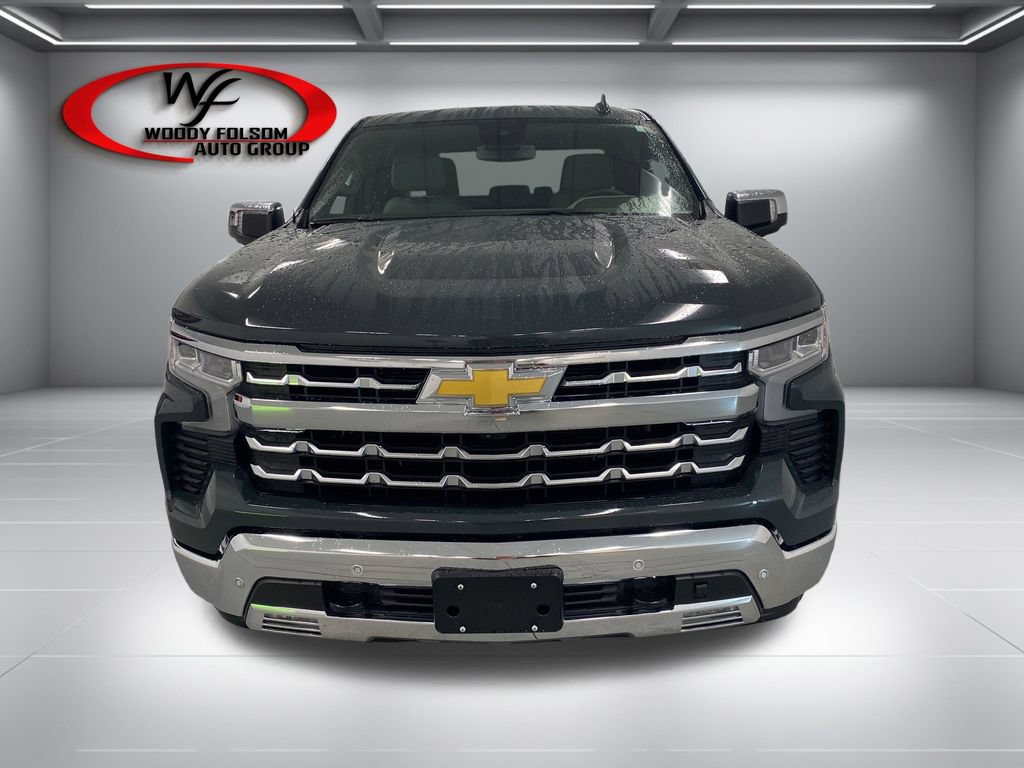 Used 2026 Chevrolet Silverado 1500 LTZ AWD/4WD image 2