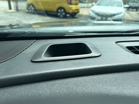 Used 2020 GMC Terrain SLT image 23