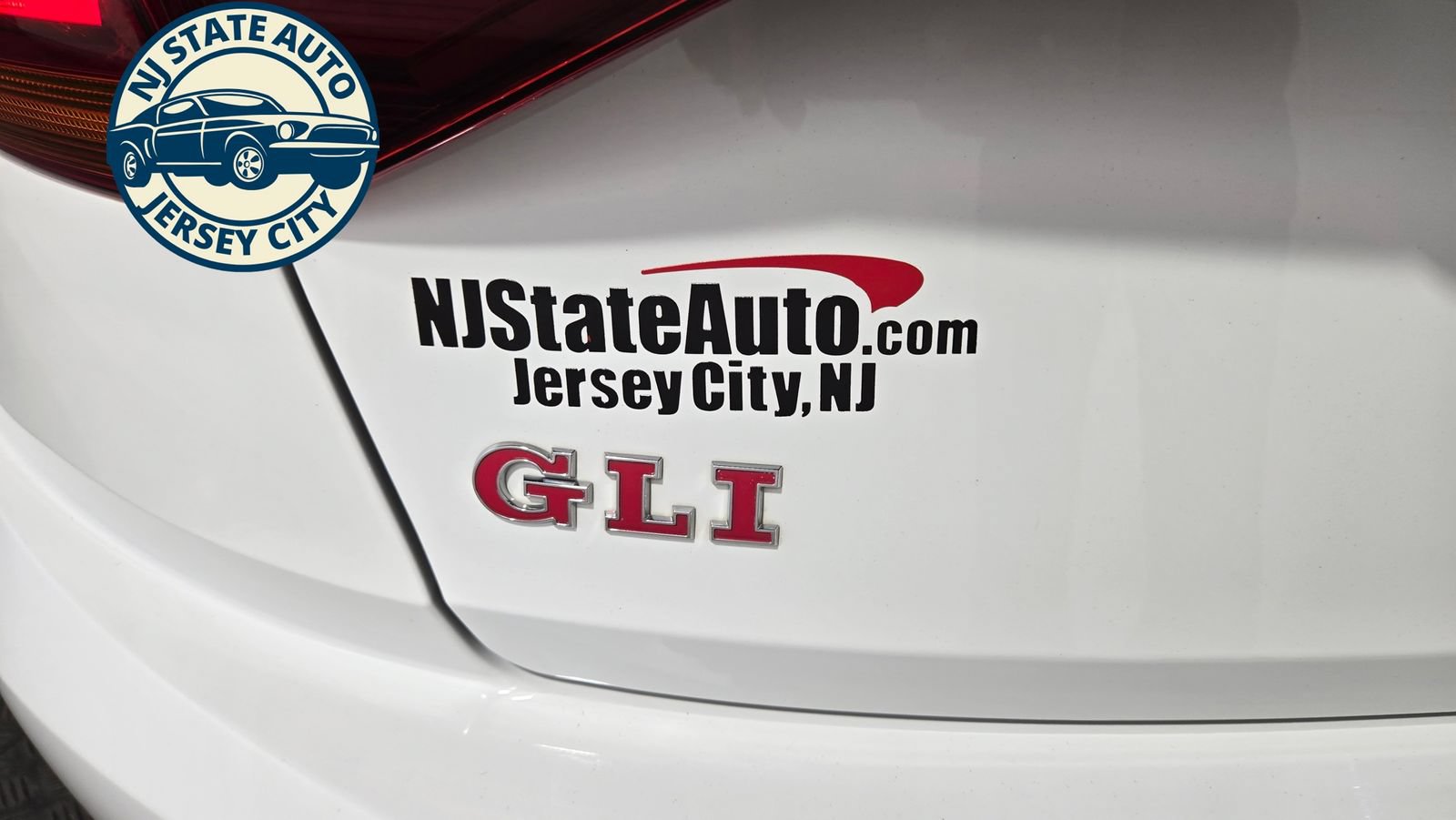 Used 2019 Volkswagen Jetta GLI Autobahn FWD image 33
