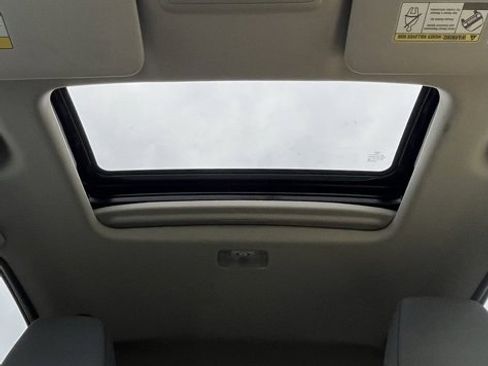 Used 2019 Honda HR-V EX image 14