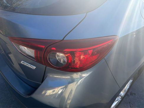 Used 2014 MAZDA MAZDA3 i Grand Touring image 39