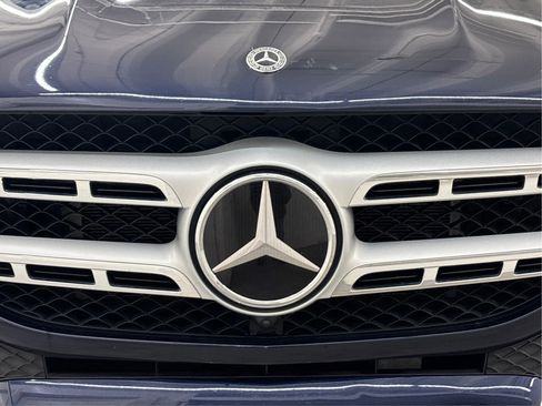 Used 2020 Mercedes-Benz GLS 450 4MATIC image 36