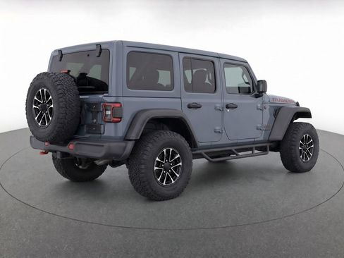Used 2025 Jeep Wrangler Unlimited Rubicon w/ XTREMEE 35" Tire Package AWD/4WD image 3