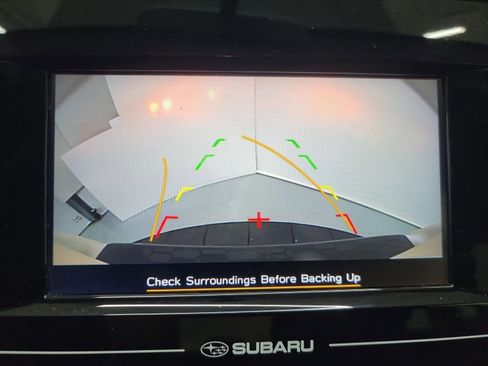 Used 2018 Subaru Crosstrek 2.0i Premium image 32