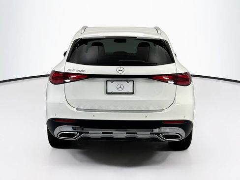 Certified 2026 Mercedes-Benz GLC 300 image 6