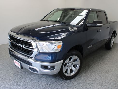 Used 2019 RAM 1500 Big Horn AWD/4WD image 2