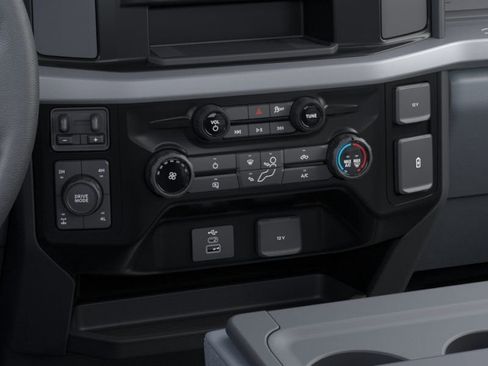 New 2026 Ford F250 XL AWD/4WD image 15