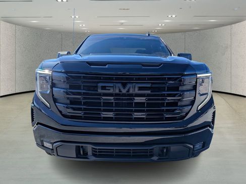 Used 2024 GMC Sierra 1500 Elevation image 8