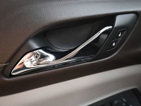 Used 2020 GMC Acadia SLT FWD image 43
