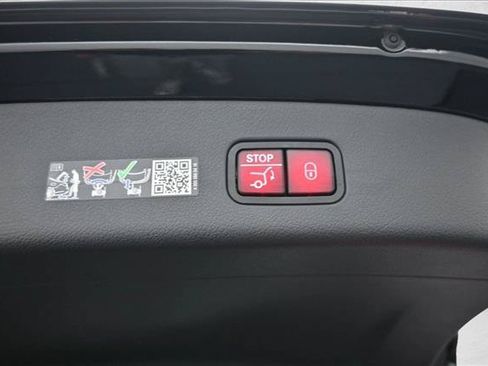 Certified 2026 Mercedes-Benz GLC 300 4MATIC image 25