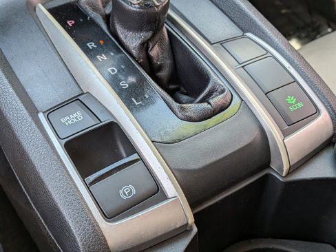 Used 2018 Honda Civic LX image 27