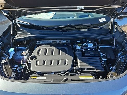 New 2026 Volkswagen Tiguan SE R-Line image 10