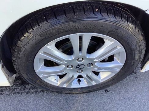 Used 2010 Honda Fit Sport image 21