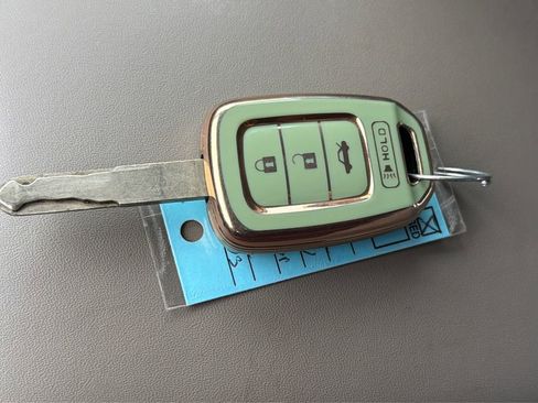 Used 2017 Honda HR-V LX image 31