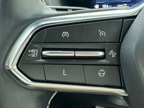 Used 2024 Chevrolet Traverse LT w/ Enhanced Driving Package image 26