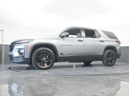 Used 2023 Chevrolet Traverse LS image 54