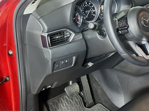 Used 2019 MAZDA CX-5 Touring FWD image 17