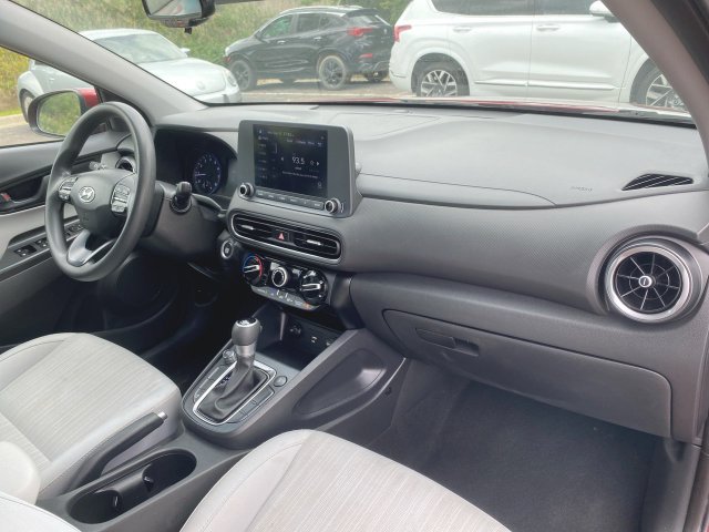 Used 2023 Hyundai Kona SEL AWD/4WD image 27