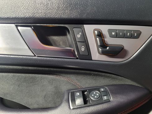 Used 2014 Mercedes-Benz C 250 Coupe image 17