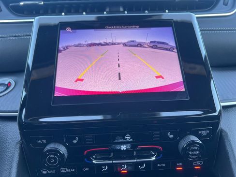 New 2026 Jeep Grand Cherokee Laredo image 9