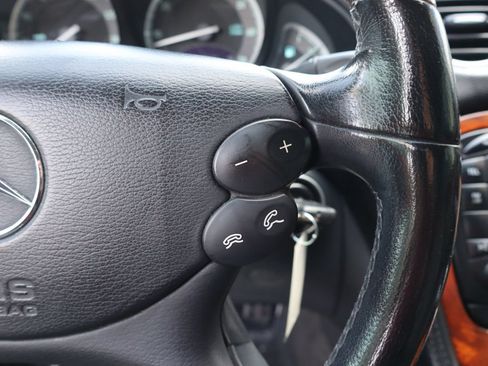 Used 2003 Mercedes-Benz SL 500 image 13
