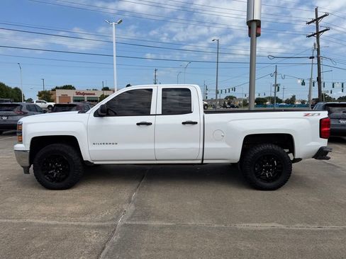 Used 2014 Chevrolet Silverado 1500 LT w/ LT Convenience Package AWD/4WD image 2