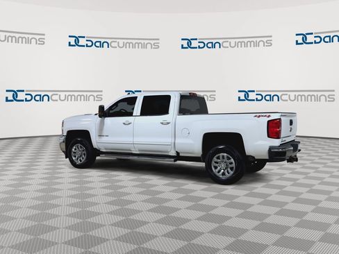 Used 2016 Chevrolet Silverado 3500 LT w/ LT Convenience Package AWD/4WD image 7