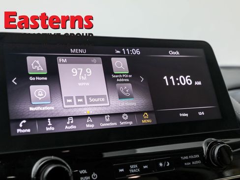 Used 2022 Nissan Armada SV w/ SV Appearance Package image 19