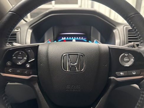 Used 2023 Honda Odyssey Touring image 16